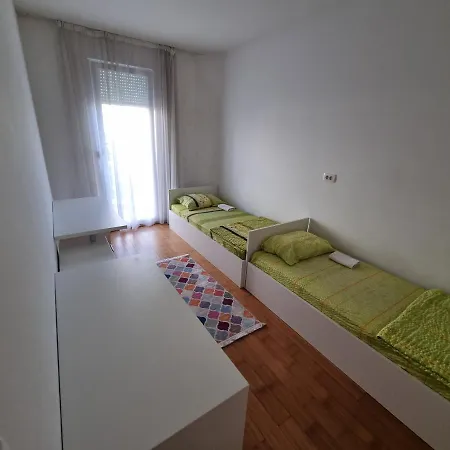 Sunny Apartmant * 莫斯塔尔